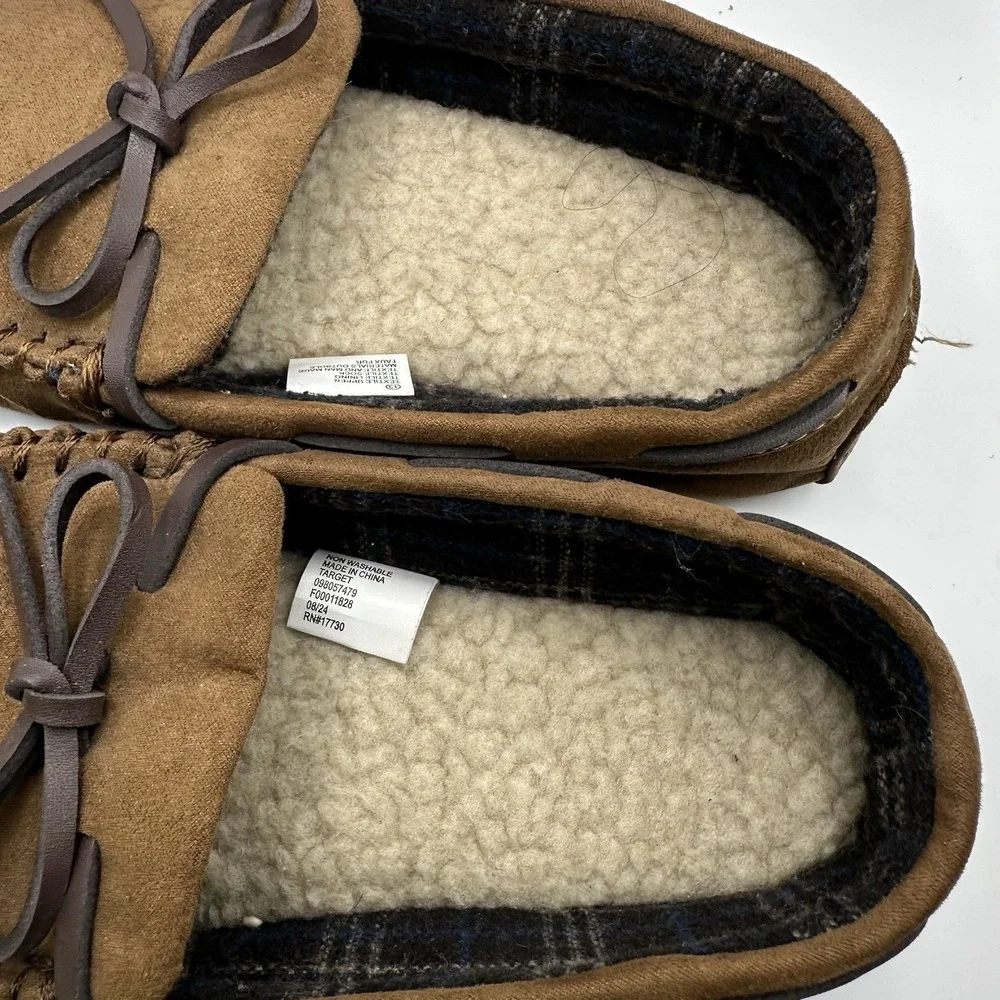 Cat & Jack Boys Youth Lionel Moccasin Slippers Kids size 13